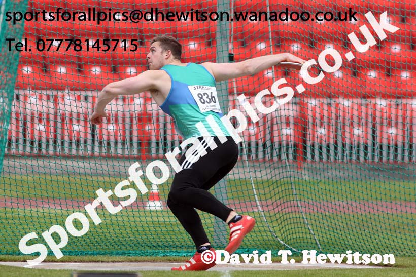 Senior mens discus, North Eastern Track and Field Champs, Gateshead Stadium. Photo: David T. Hewitson/Sports for All Pics